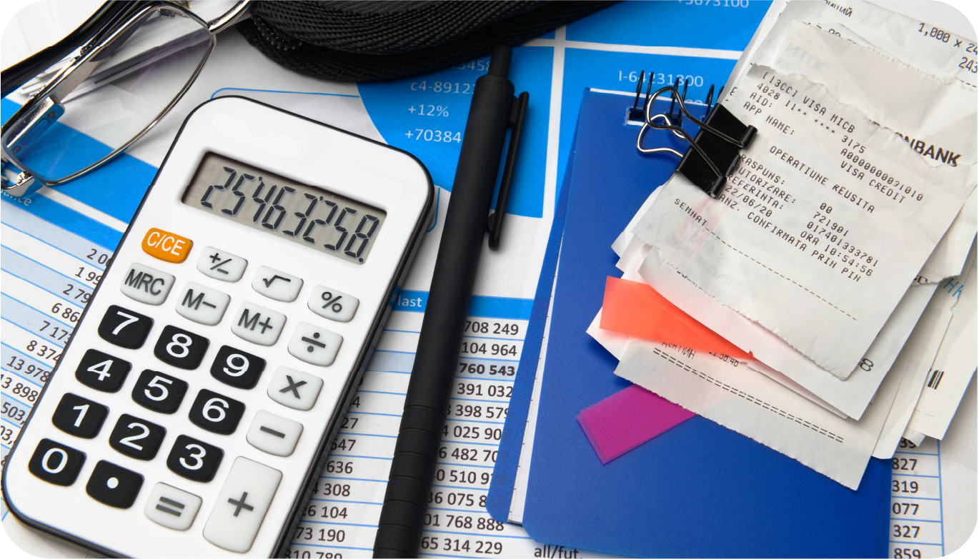 Саяхат шығындарын қалай басқаруға болады: толық нұсқаулық